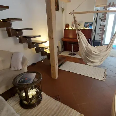 2 Story Free Parking Included Апартаменты